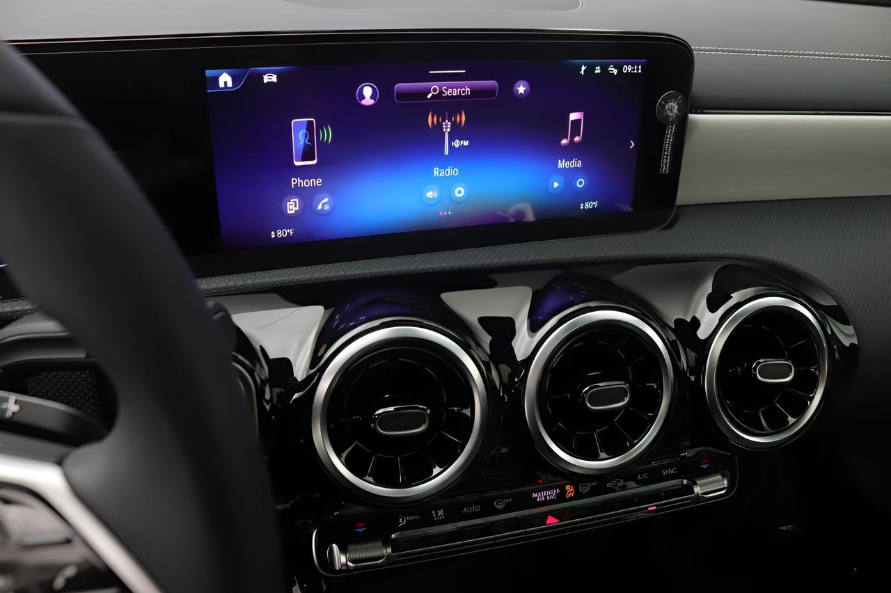 Certified 2026 Mercedes-Benz CLA 250 image 9