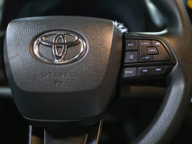 Used 2023 Toyota Sienna LE image 23