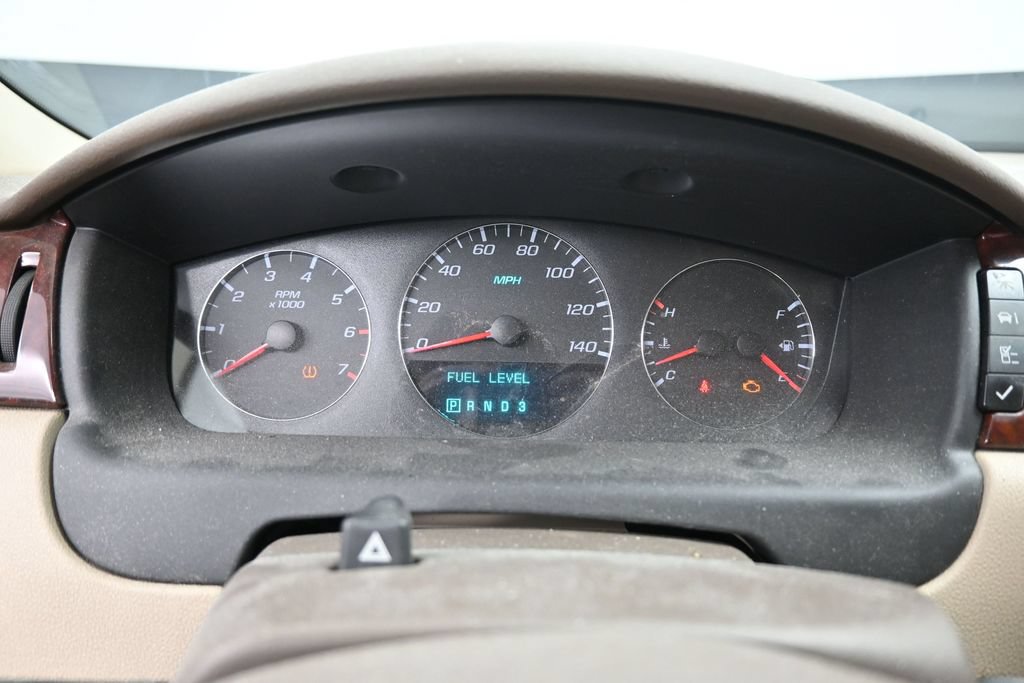 Used 2008 Chevrolet Impala LT w/ Luxury Edition Package FWD image 34
