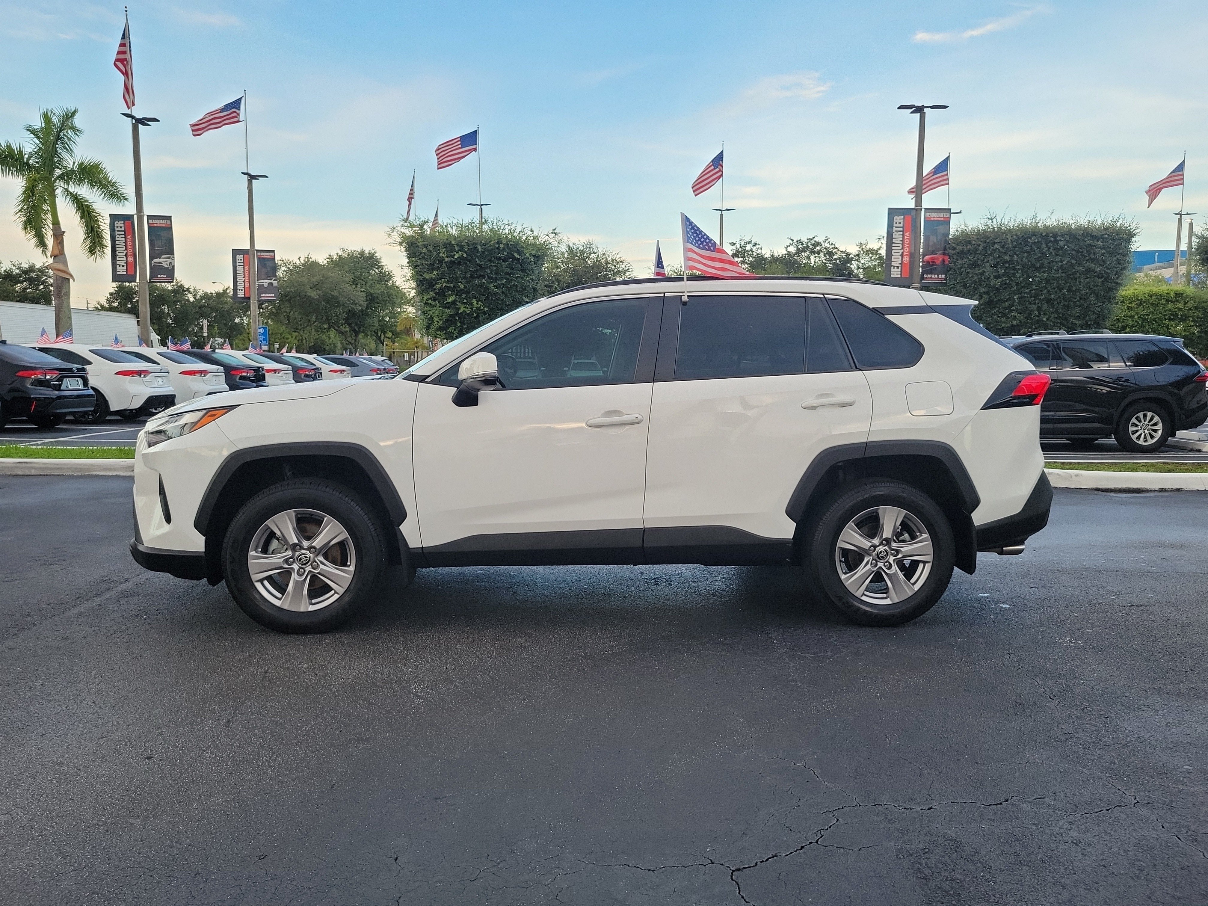 Used 2025 Toyota RAV4 XLE w/ Convenience Package FWD image 7