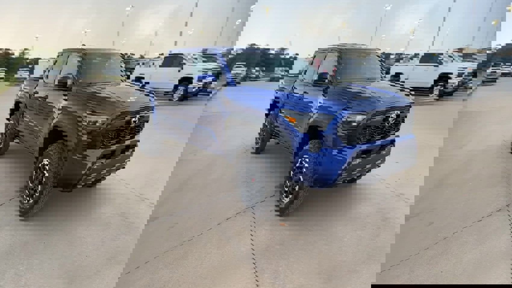 Used 2024 Toyota Tacoma TRD Off-Road image 2