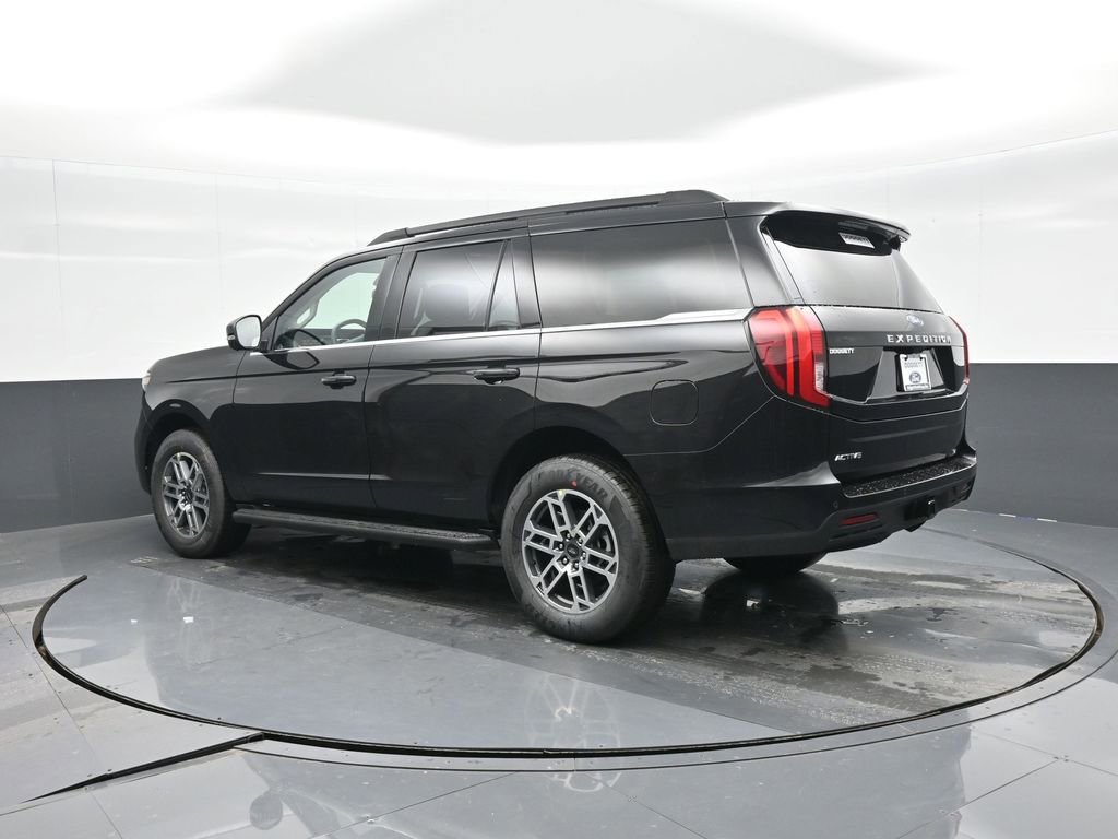 New 2026 Ford Expedition Active image 4