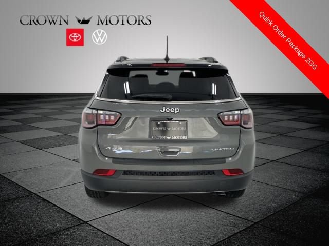 Used 2022 Jeep Compass Limited AWD/4WD image 5