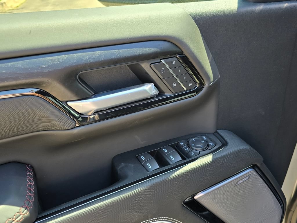 New 2026 GMC Sierra 2500 AT4X AWD/4WD image 13