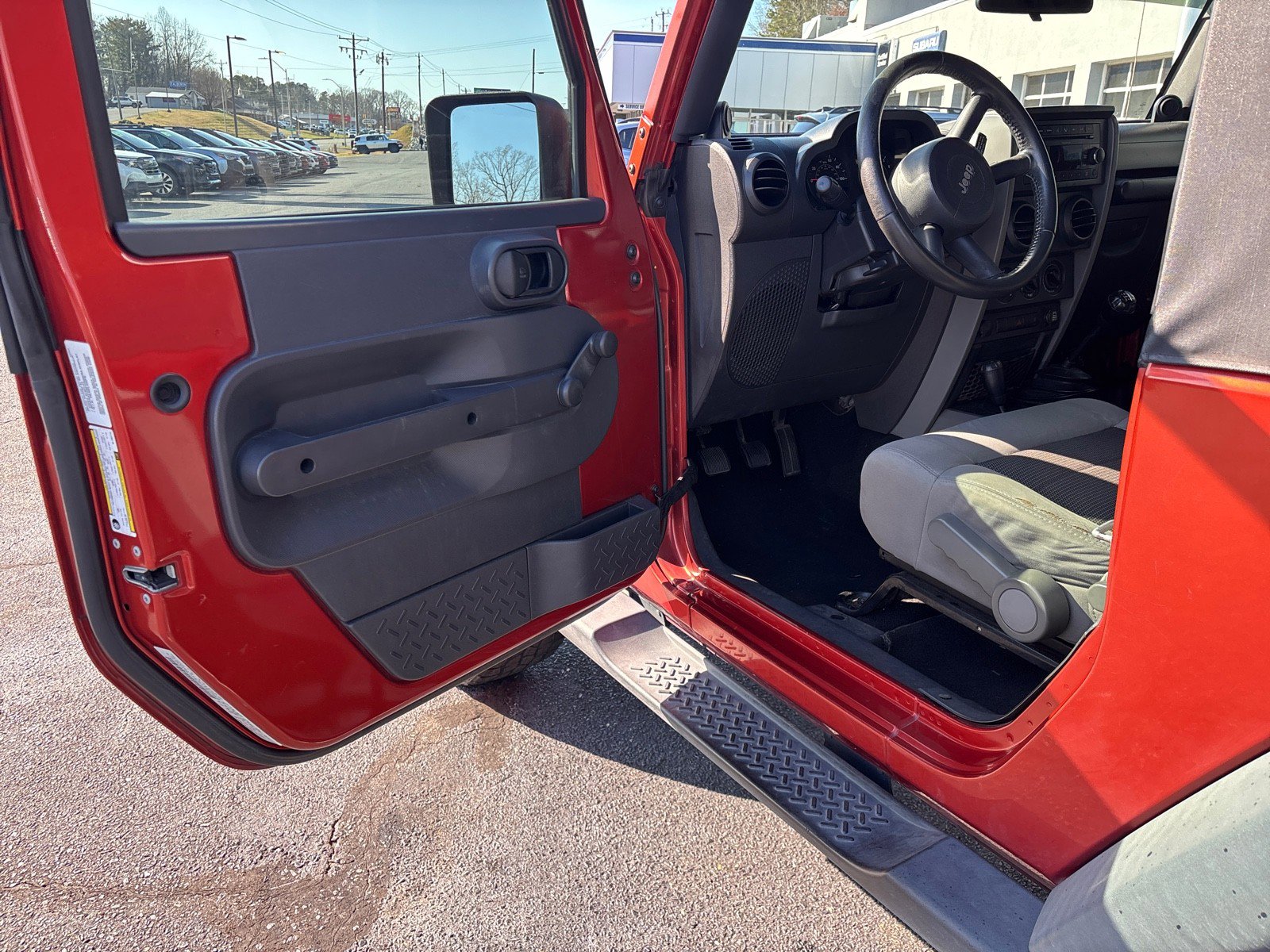 Used 2009 Jeep Wrangler X image 9