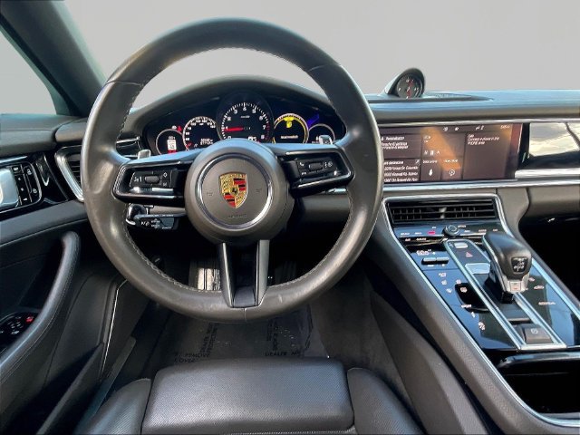 Used 2021 Porsche Panamera RWD image 10