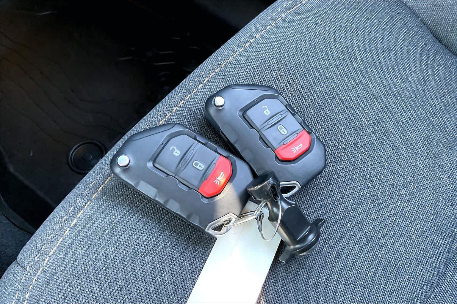 Used 2026 Jeep Wrangler Unlimited Sport AWD/4WD image 12