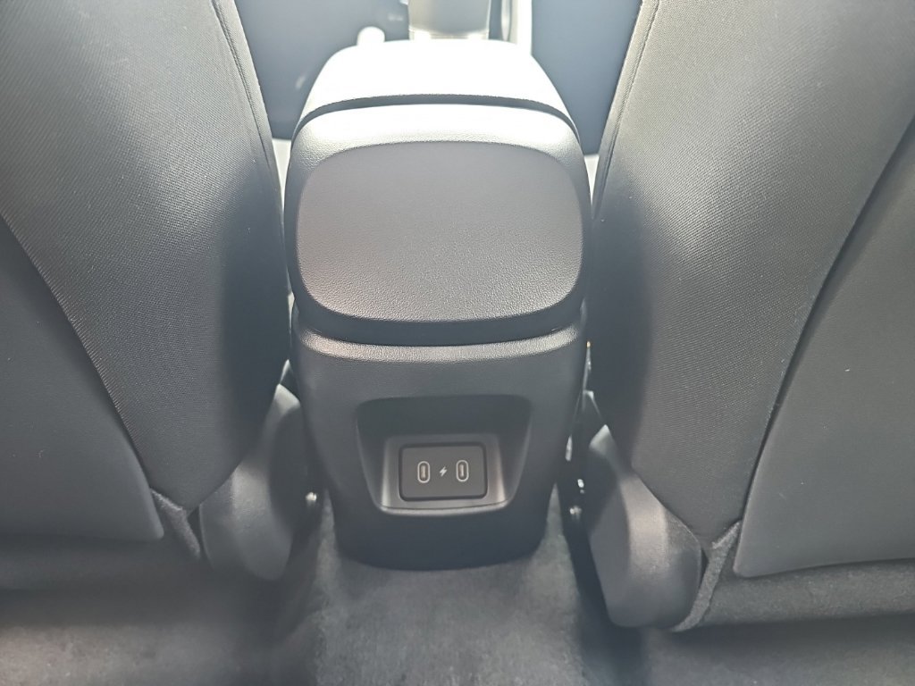 New 2026 Hyundai Elantra SE FWD image 28