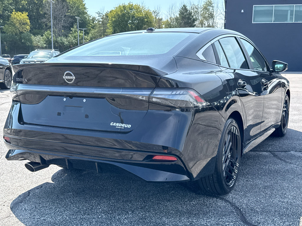 New 2027 Nissan Sentra SR FWD image 5