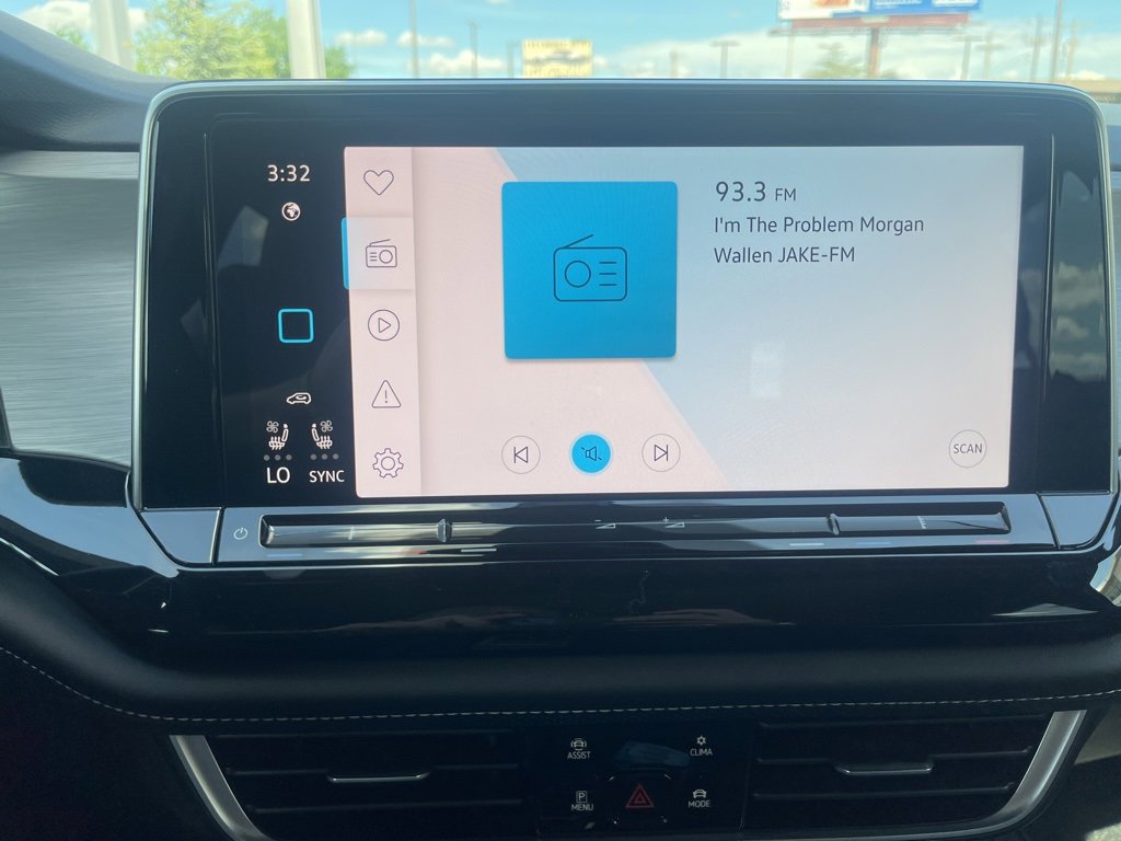 New 2025 Volkswagen Atlas Cross Sport SE image 9