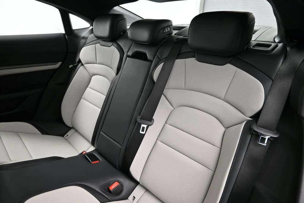 New 2026 Porsche Taycan 4S AWD/4WD image 6