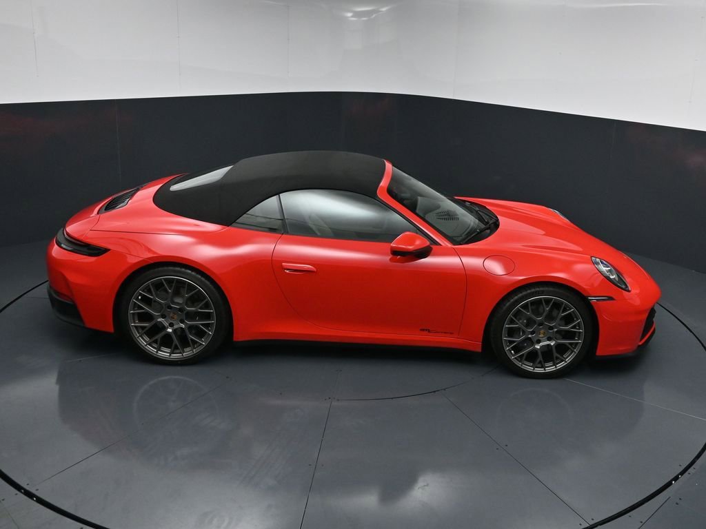 Certified 2025 Porsche 911 Carrera RWD image 19