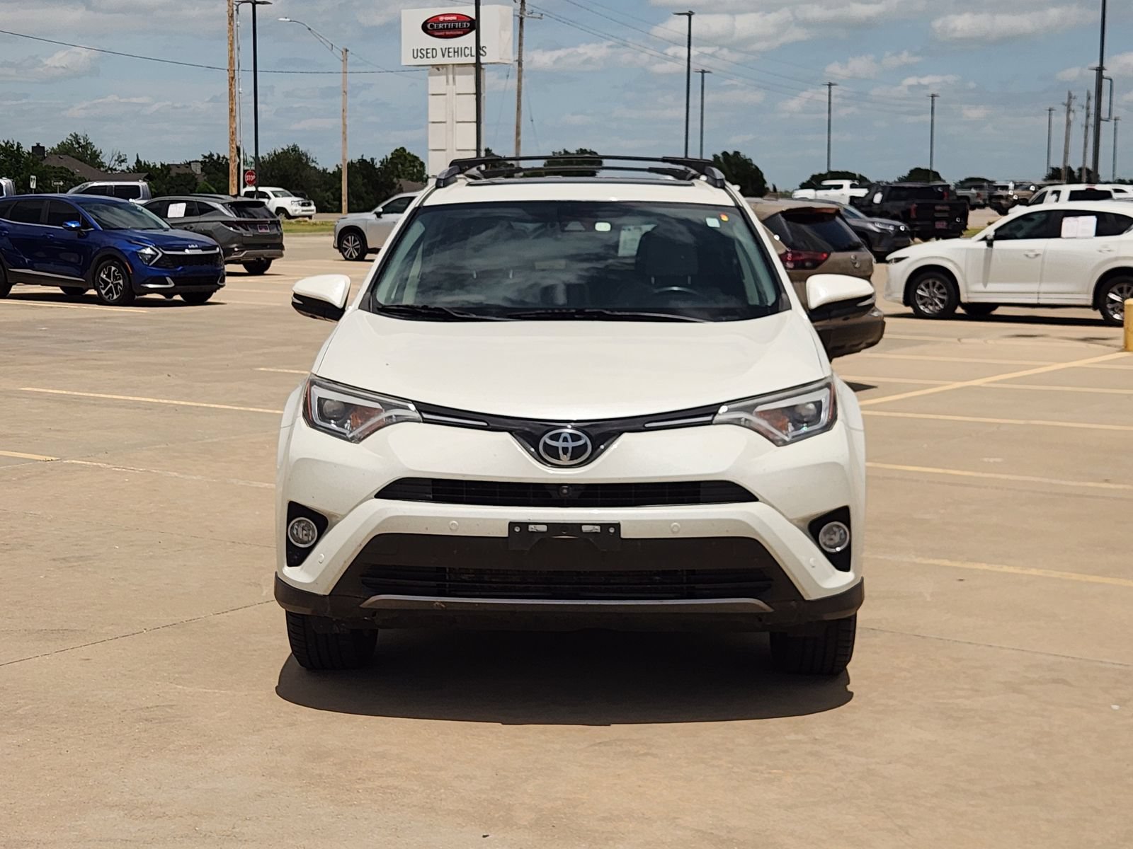 Used 2017 Toyota RAV4 Limited w/ Advanced Technology Package FWD image 6