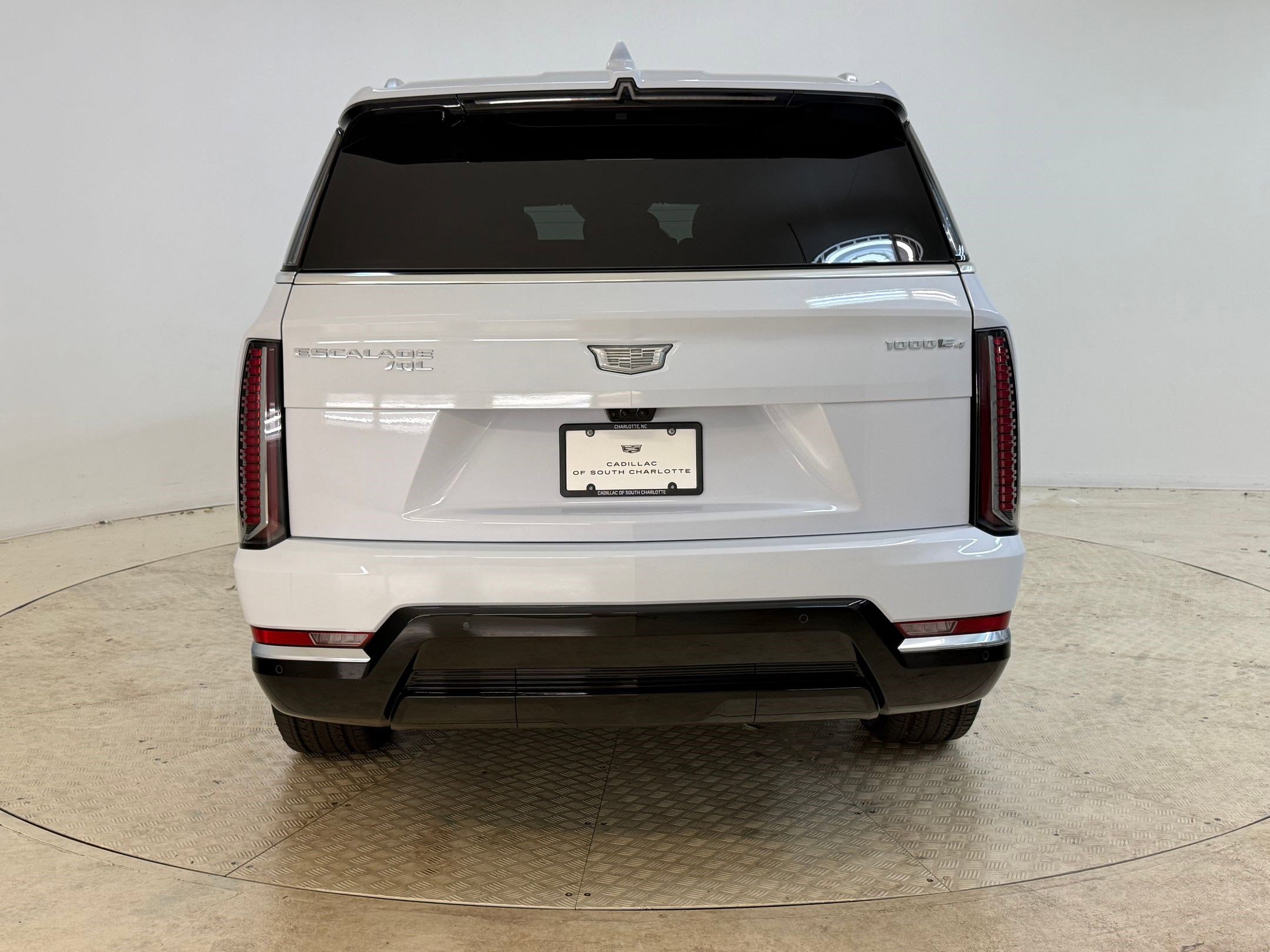 New 2026 Cadillac Escalade IQL Luxury image 10