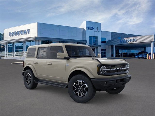 New 2025 Ford Bronco Outer Banks image 7
