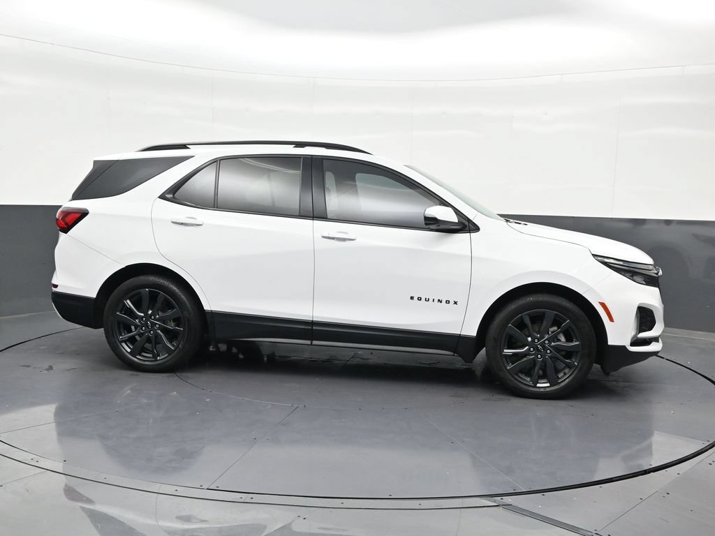 Used 2023 Chevrolet Equinox RS w/ RS Leather Package FWD image 7