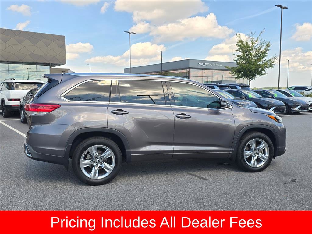 Used 2019 Toyota Highlander Limited AWD/4WD image 2