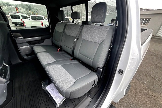New 2025 Ford F250 XLT w/ Black Appearance Package image 10