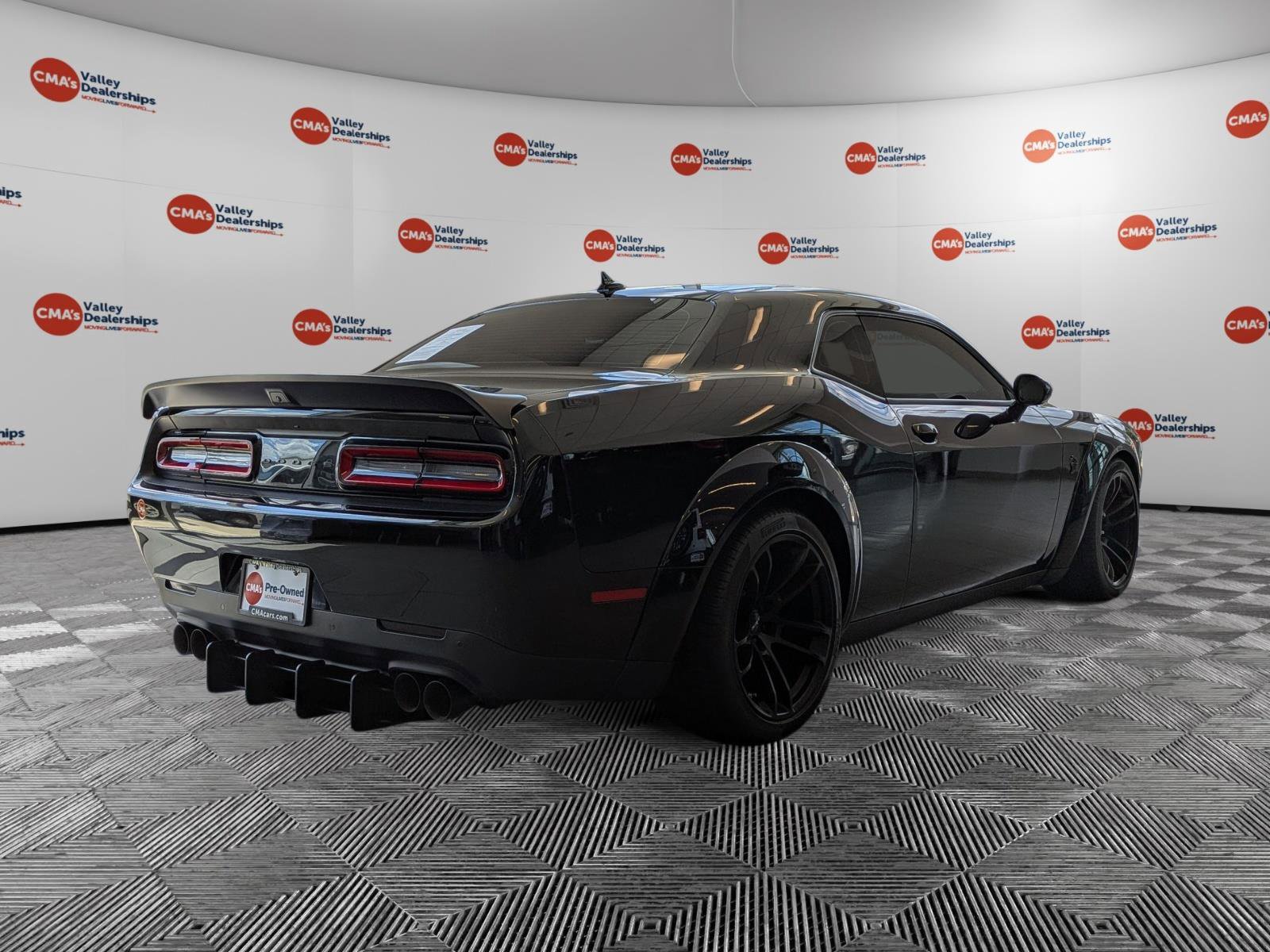 Used 2022 Dodge Challenger SRT Hellcat RWD image 5