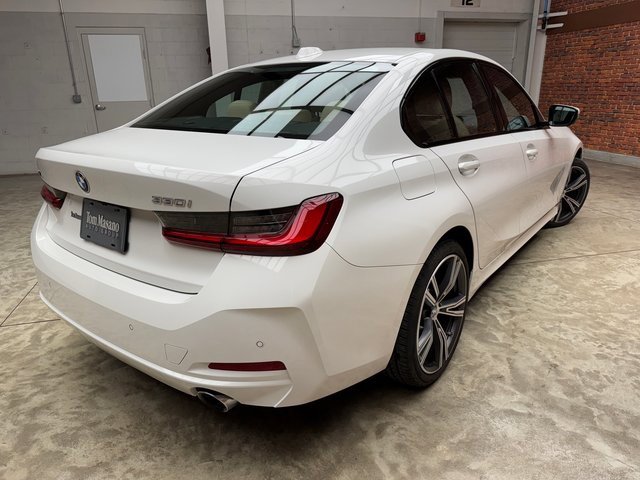 Certified 2023 BMW 330i xDrive 330i xDrive w/ Driving Assistance Package image 5