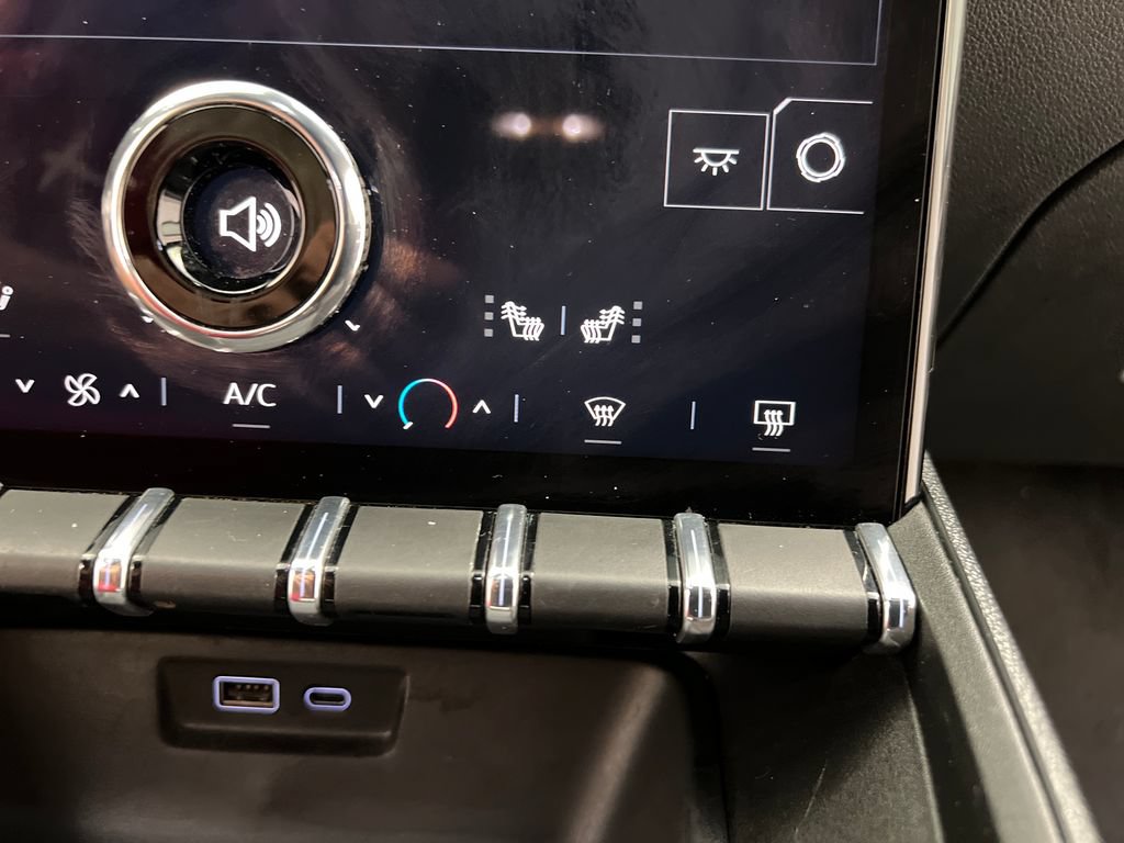 Used 2025 GMC Terrain Elevation FWD image 52