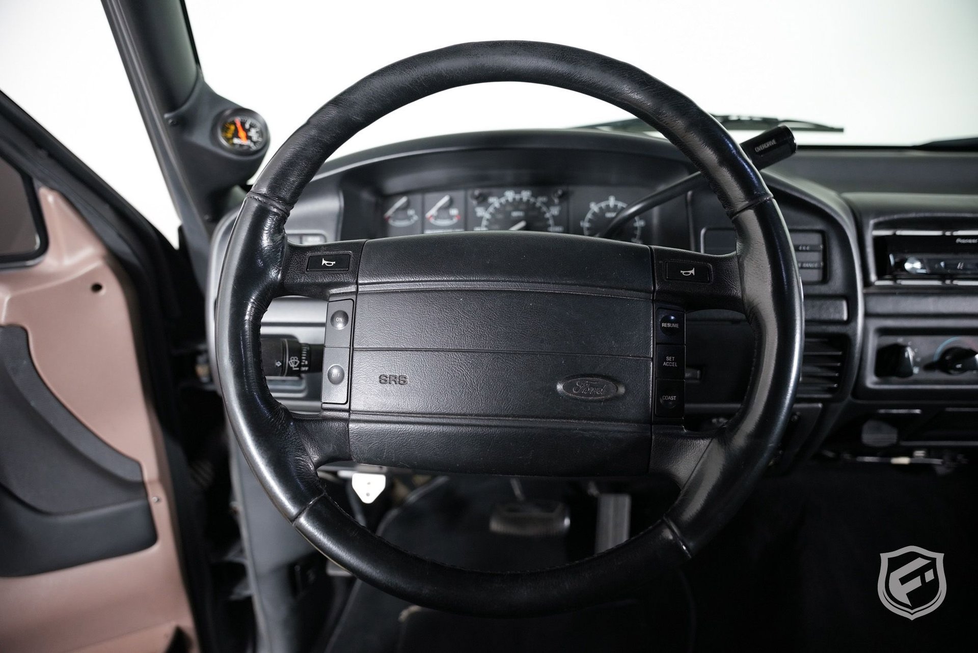 Used 1996 Ford Bronco Eddie Bauer image 19