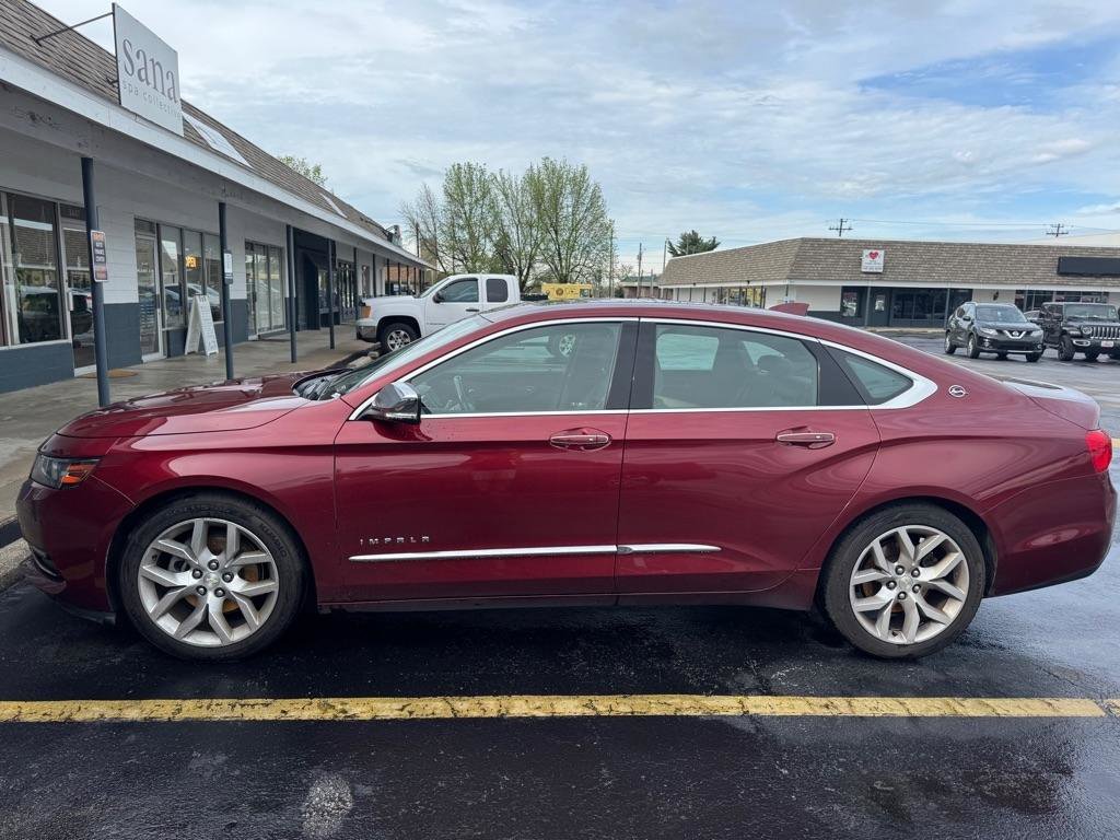 Used 2017 Chevrolet Impala Premier w/ Enhanced Convenience Package FWD image 2