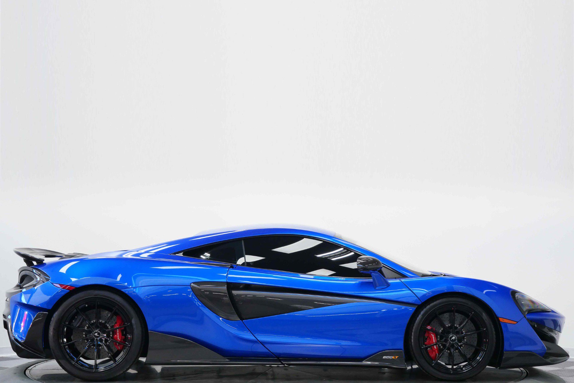 Used 2019 McLaren 600LT image 2
