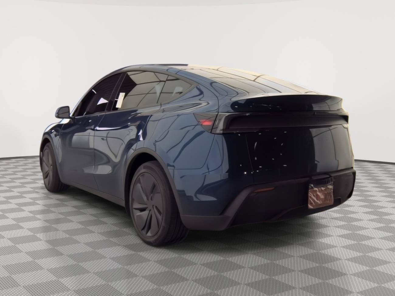 Used 2026 Tesla Model Y Long Range RWD image 16