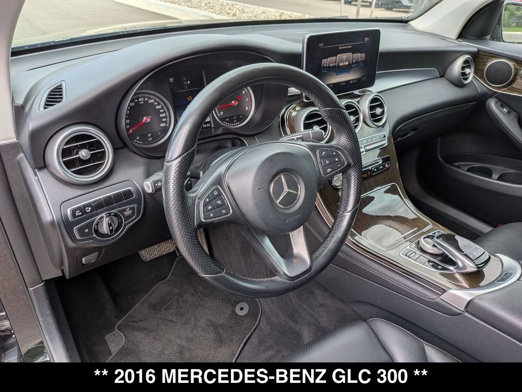 Used 2016 Mercedes-Benz GLC 300 image 2