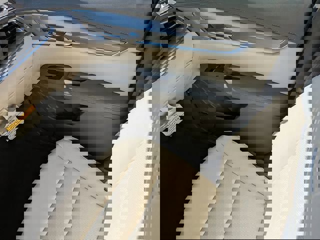 New 2026 Cadillac XT5 Premium Luxury w/ LPO, Floor Liner Package image 18