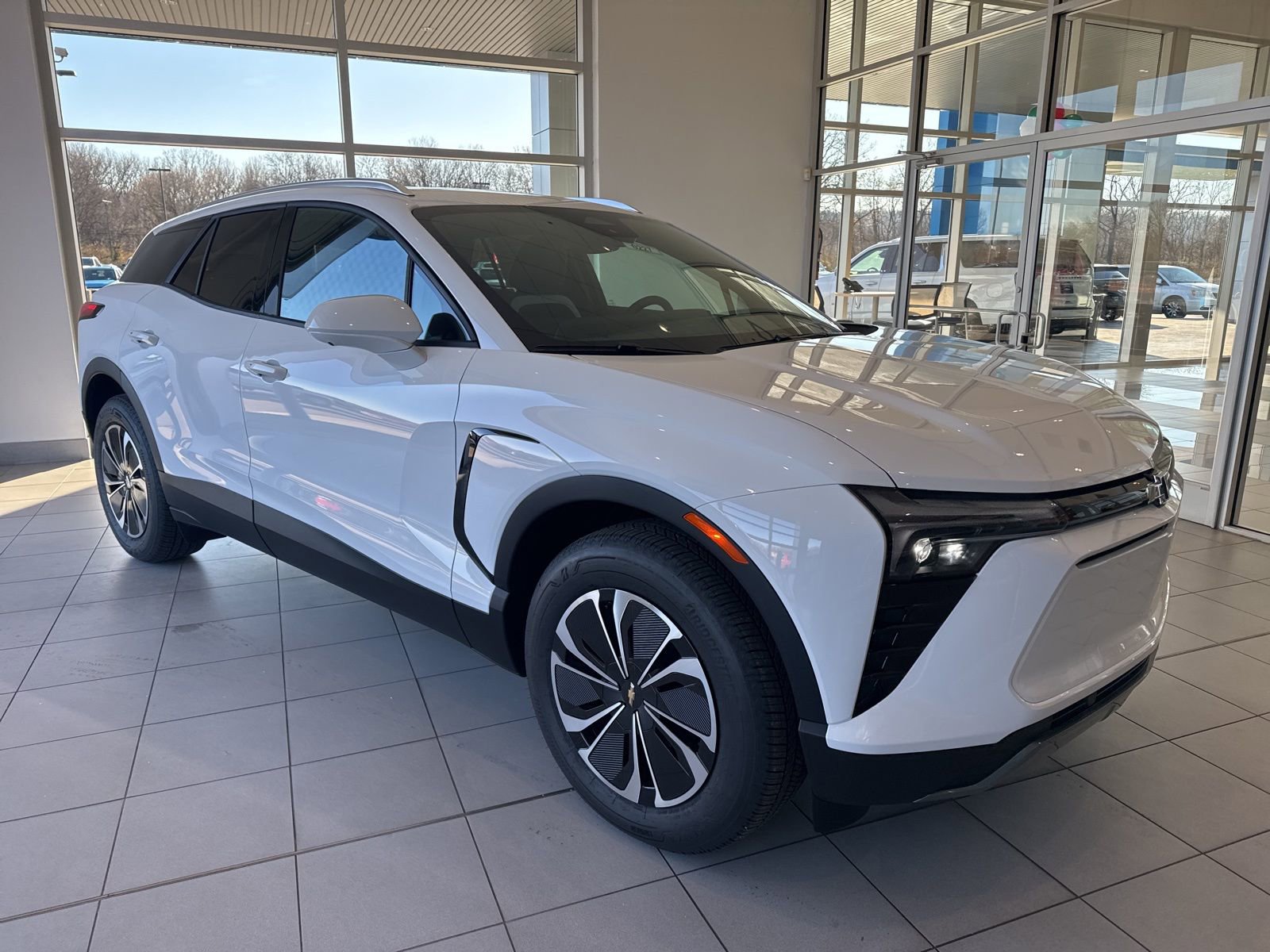 New 2026 Chevrolet Blazer EV LT image 3