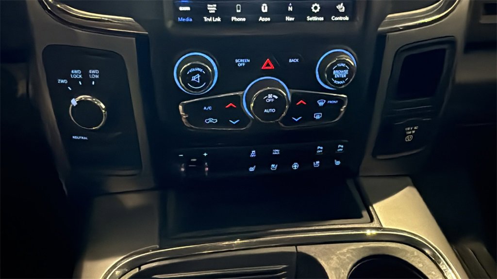 Used 2018 RAM 2500 Laramie w/ Sport Appearance Group image 23
