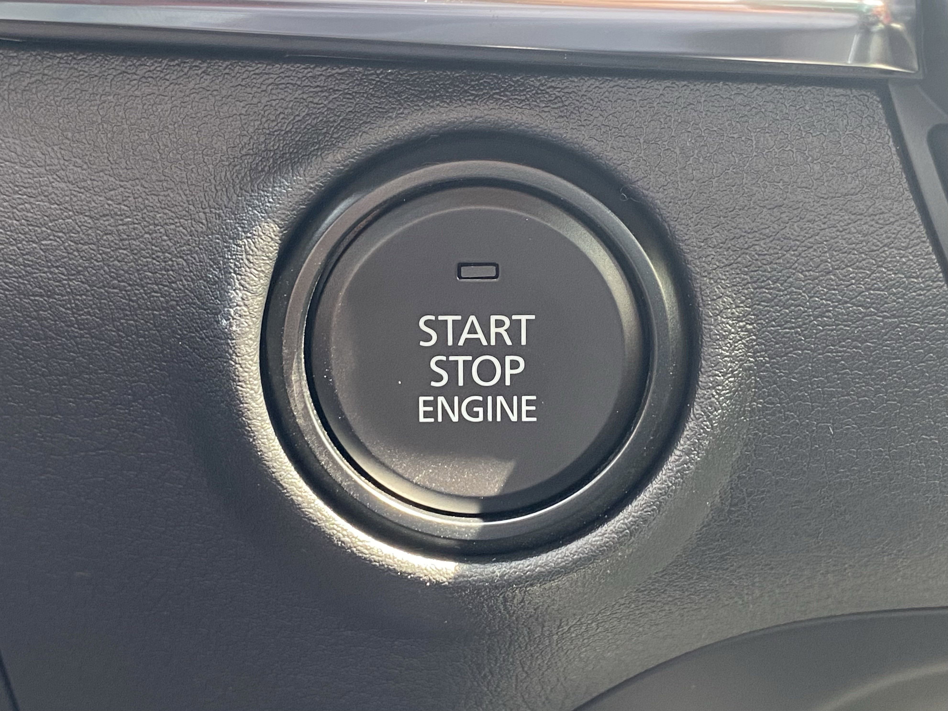 New 2025 MAZDA MAZDA3 Carbon image 9