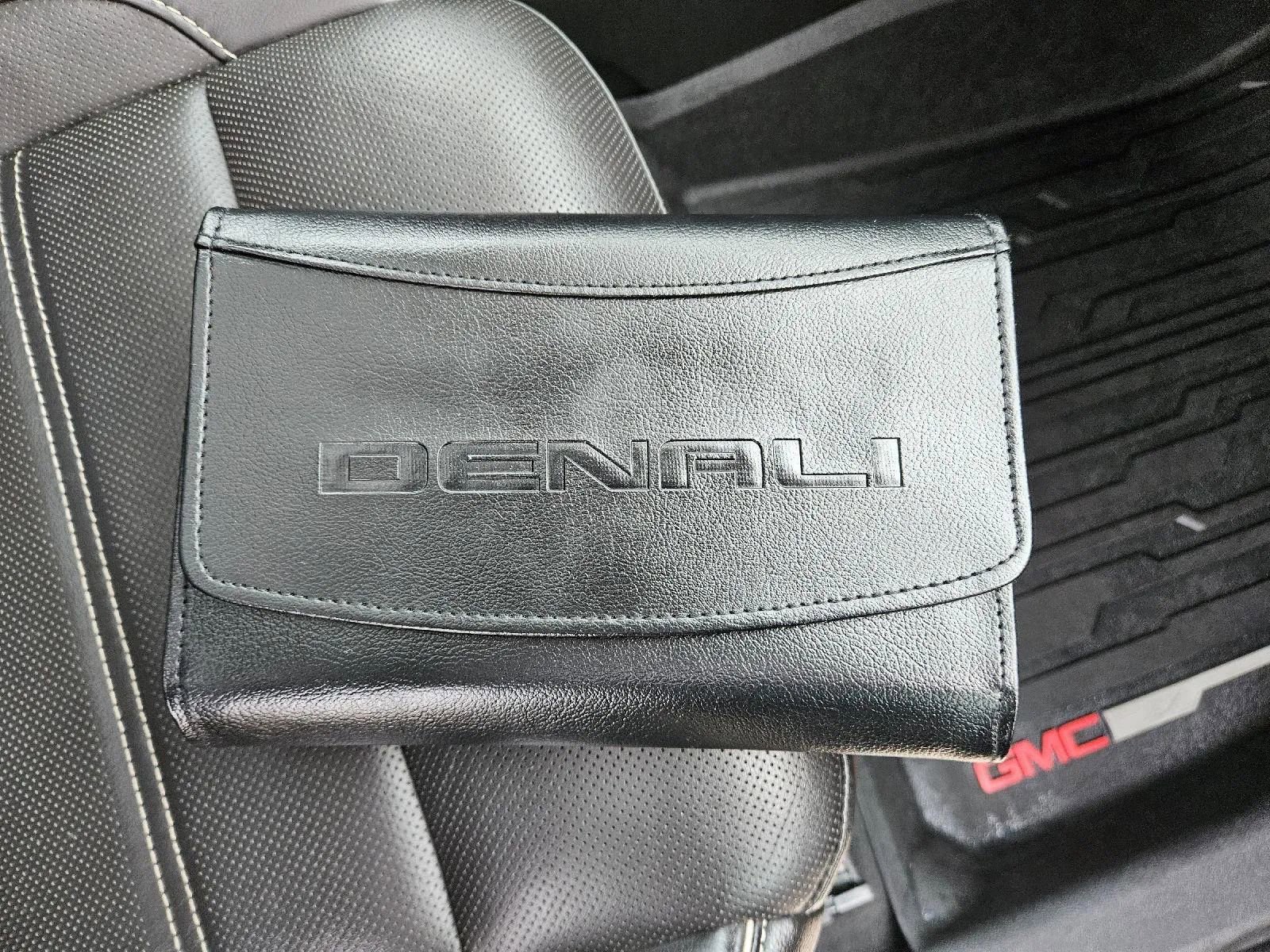 Used 2017 GMC Acadia Denali w/ Technology Package image 25