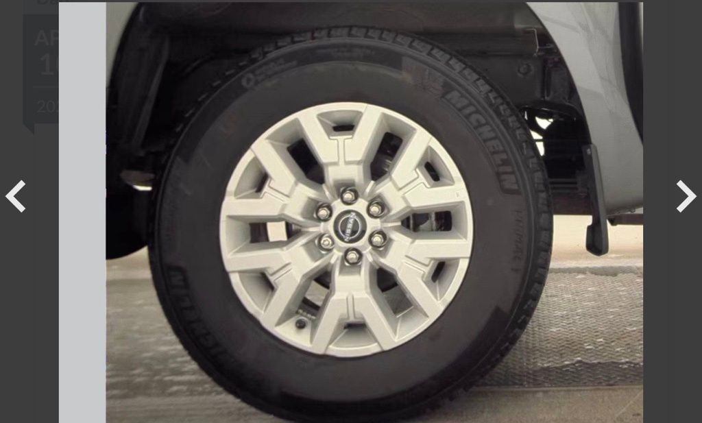 Used 2024 Nissan Frontier SV w/ SV Convenience Package image 10