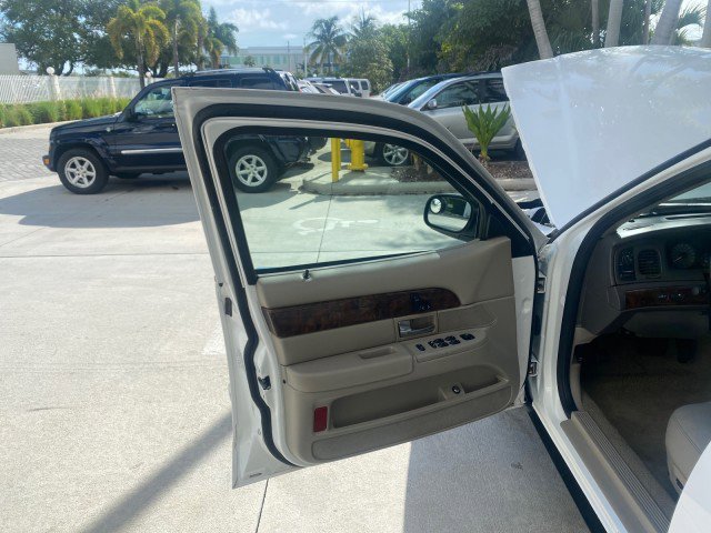 Used 2007 Mercury Grand Marquis LS image 10