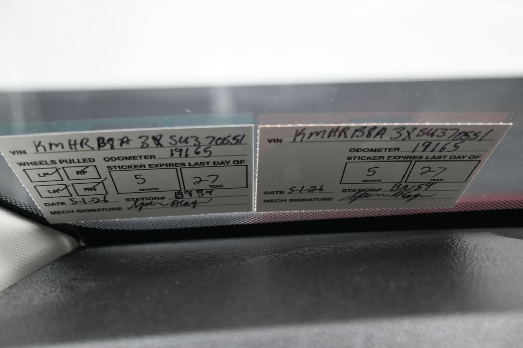 Used 2025 Hyundai Venue SE FWD image 10