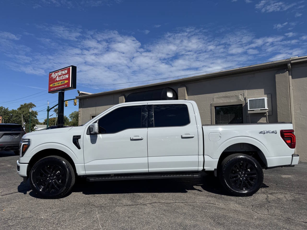 Used 2026 Ford F150 Lariat AWD/4WD image 6