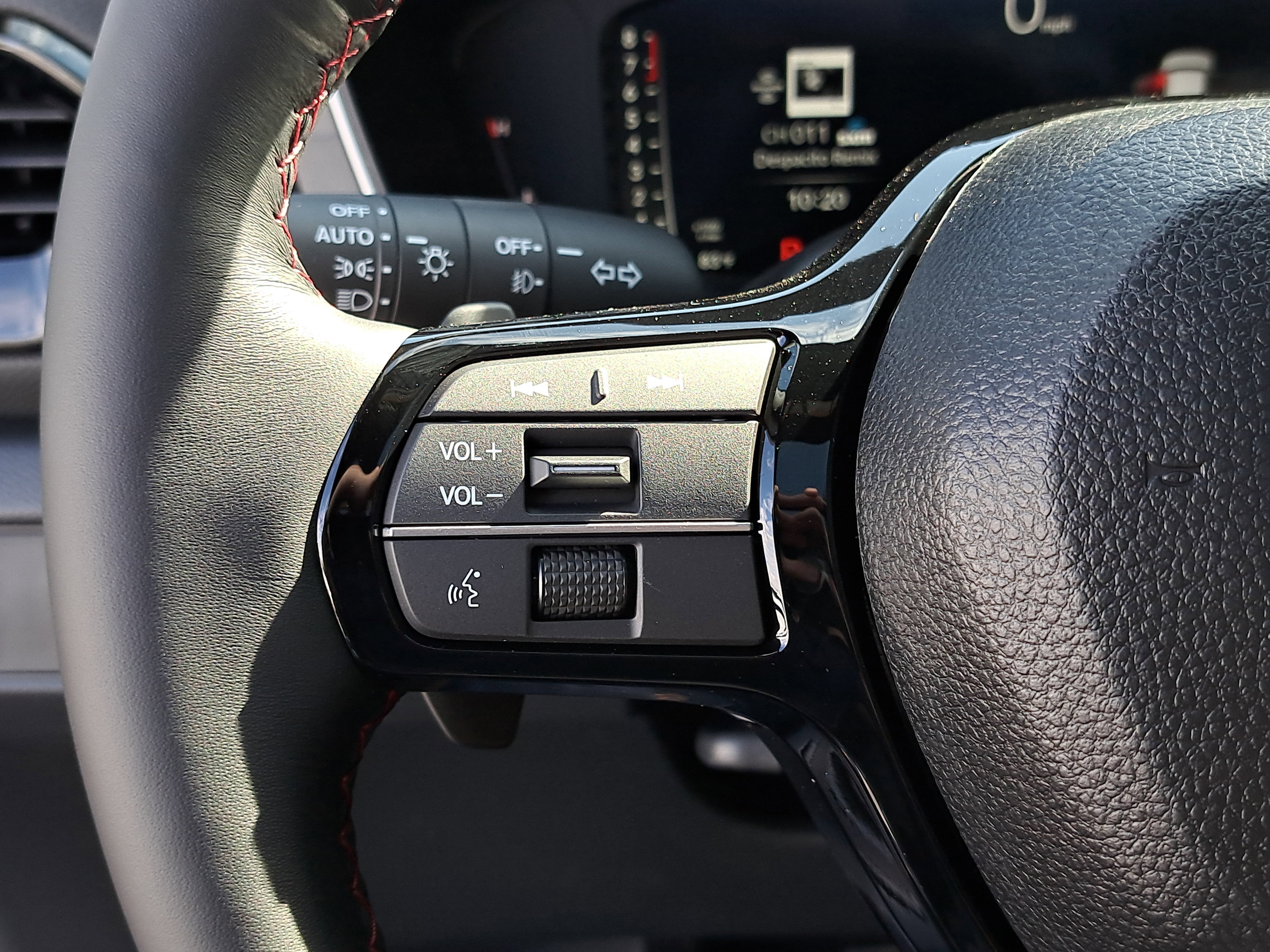 New 2025 Honda Pilot Black Edition image 23