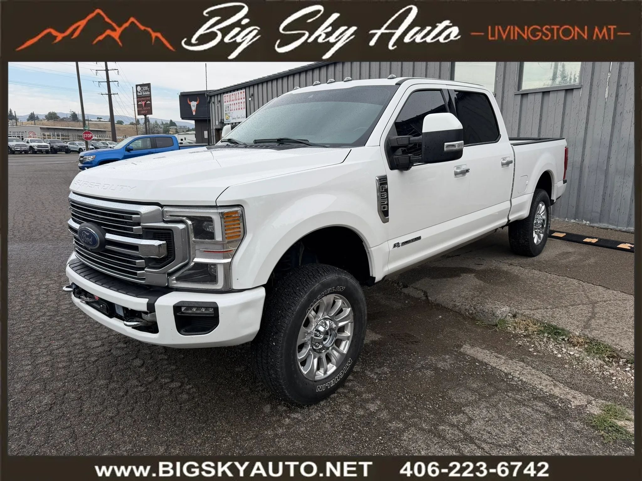 Used 2022 Ford F350 Limited w/ FX4 Off-Road Package AWD/4WD image 3