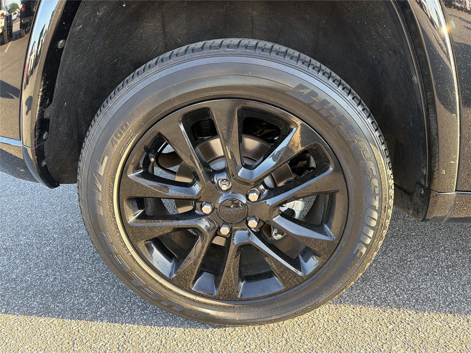 Used 2021 Jeep Grand Cherokee Laredo X image 17