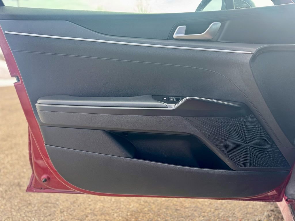 Used 2022 Kia K5 GT-Line image 12