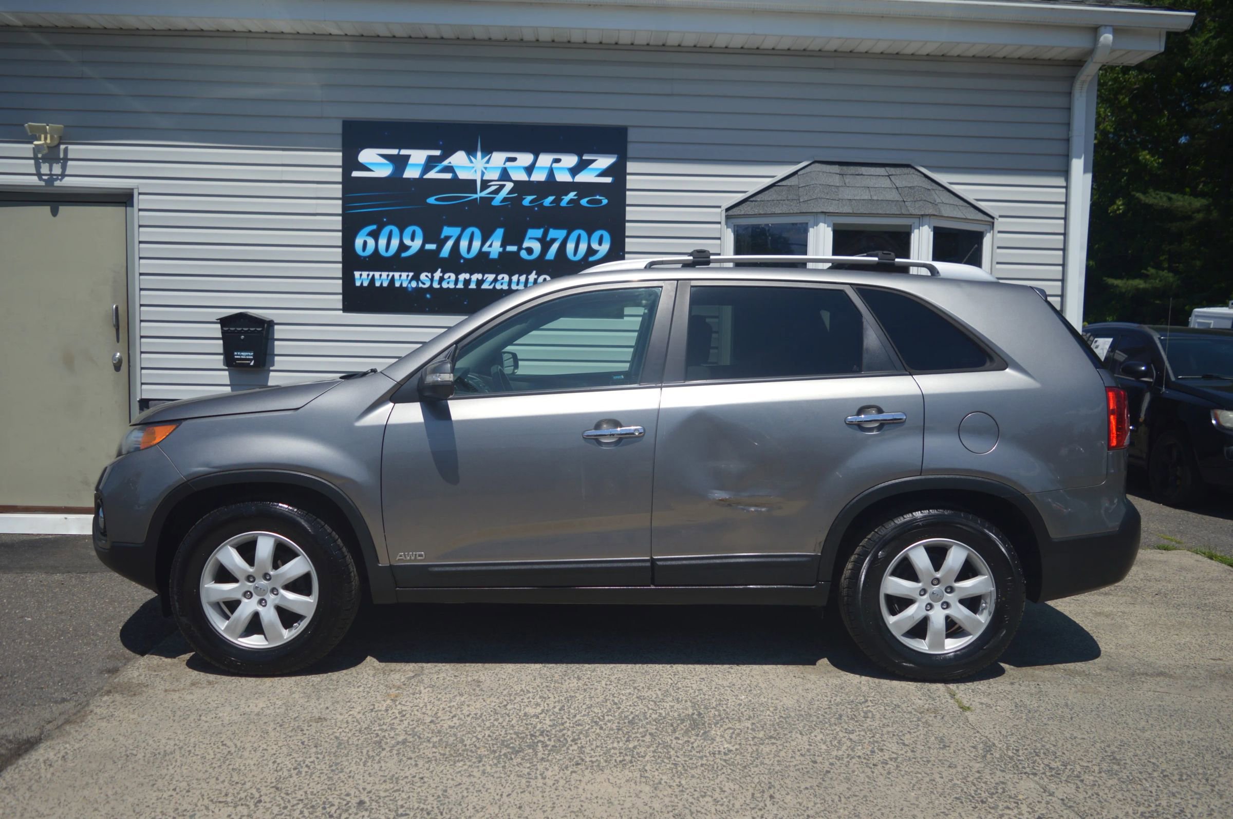 Used 2012 Kia Sorento LX w/ Convenience Pkg AWD/4WD image 2
