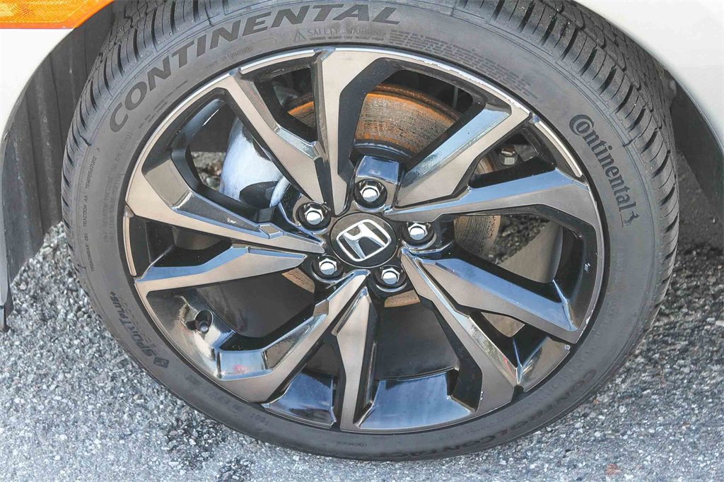 Used 2018 Honda Civic Sport image 14
