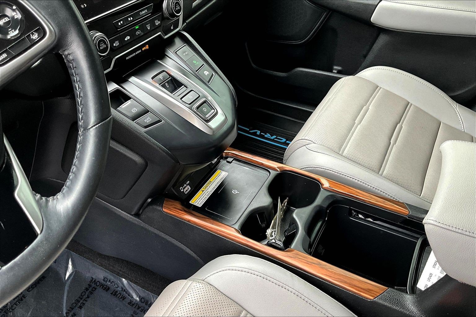 Used 2022 Honda CR-V Touring image 14