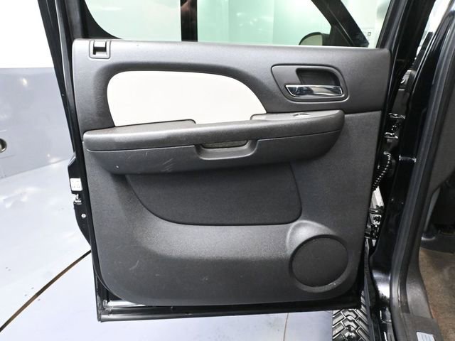 Used 2008 Chevrolet Suburban LT w/ LT Preferred Equipment Group image 35