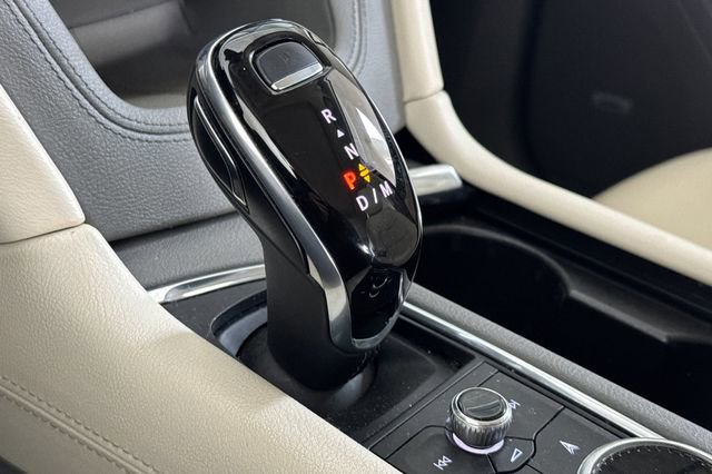 Used 2020 Cadillac XT6 Premium Luxury image 23