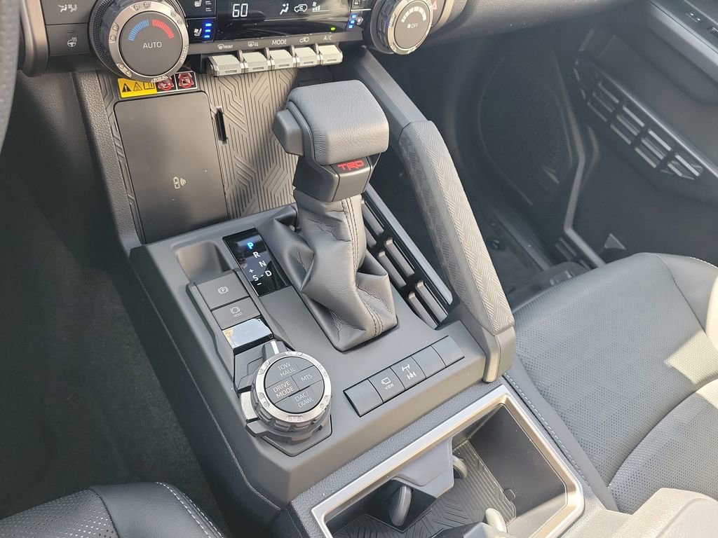 New 2026 Toyota 4Runner TRD Off-Road Premium AWD/4WD image 18