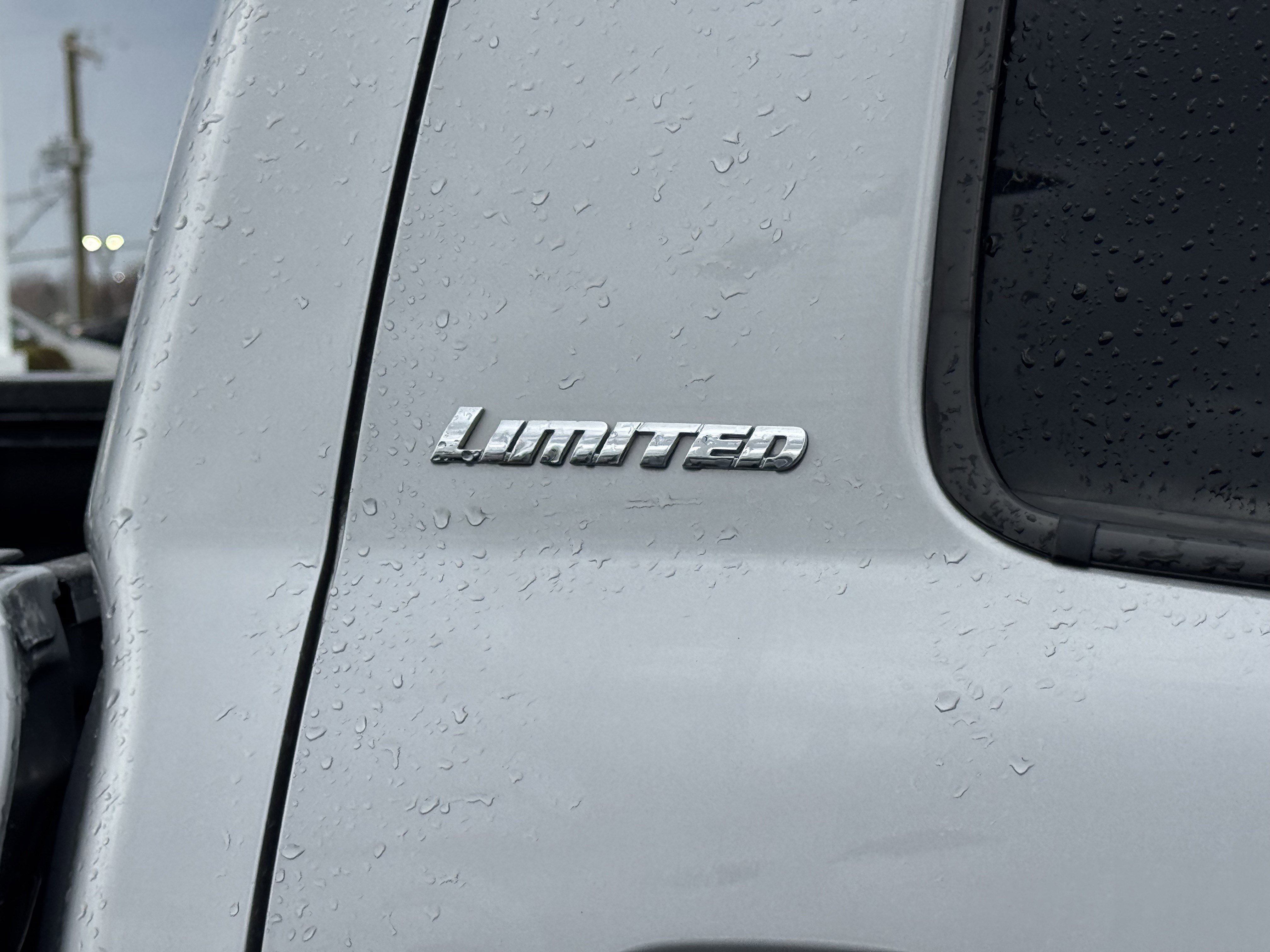 Used 2021 Toyota Tundra Limited w/ TRD Off-Road Package image 20